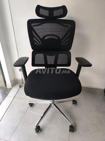 Chaise avec dossier en maille pour une meilleure ventilation