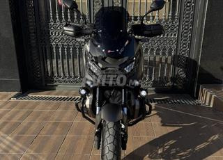 Xadv 750 كاملة الخيارات عامرة