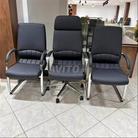 مكتب رئاسي مع كرسي بسعر جيد