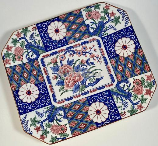 طبق مزخرف ياباني إيماري