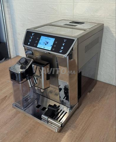 Delonghi primadona elite connect comme neuf
