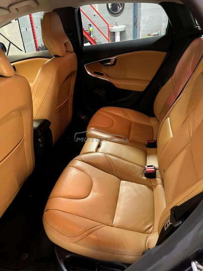 volvo v40 comme neuve 