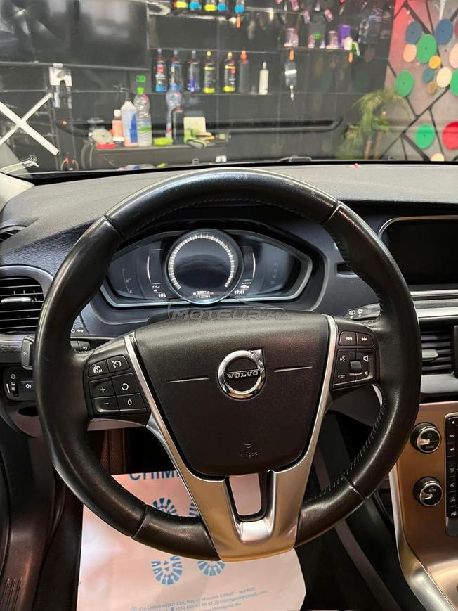 volvo v40 comme neuve 
