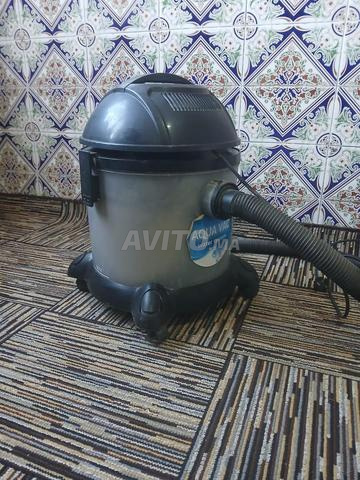 مكنسة كهربائية مائية AQUA VAC - حالة جيدة جدا