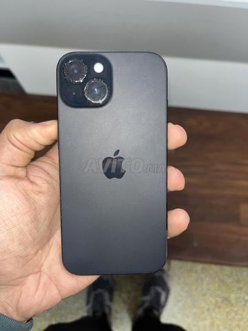 Iphone 15 MDM 128 g stockage 90 batterie