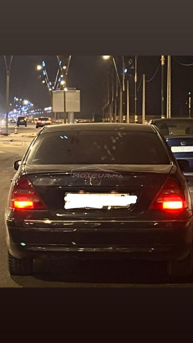 Mercedes-Benz 180 Essence Manuelle 2002 à Dakhla