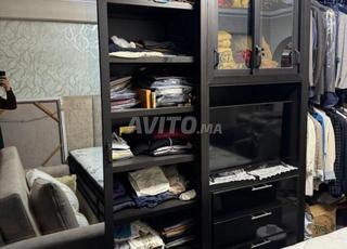 خزانة ملابس