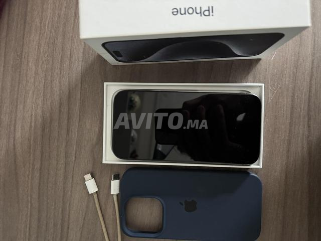 ايفون 15 برو حالة ممتازة - 2