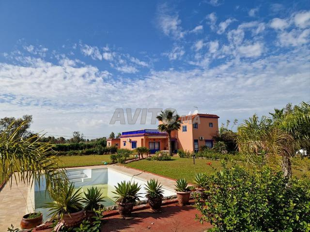 مزرعة مبهجة للبيع في بوزنيقة