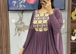 عباية بالطرزة والشال