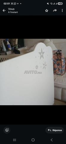 سرير للأطفال