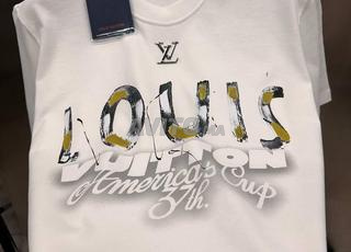 LOUIS VUITTON Regular T Shirt