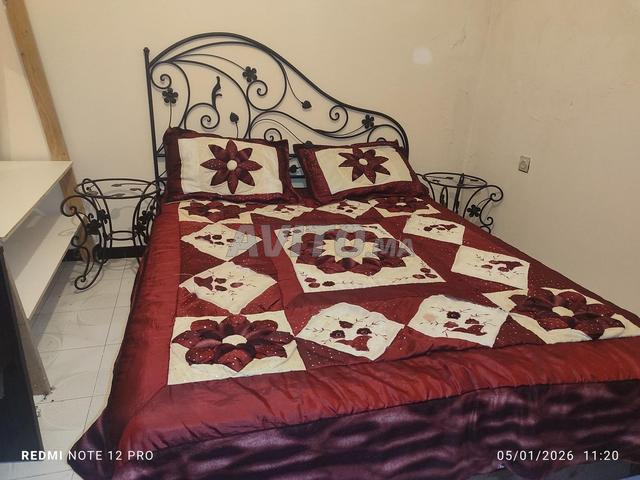 غرفة نوم من الحديد المطاوع