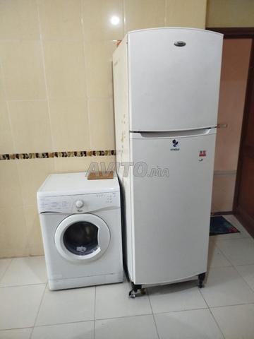 ثلاجة وغسالة