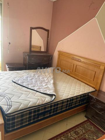 غرفة نوم كاملة سرير فراش تسريحة