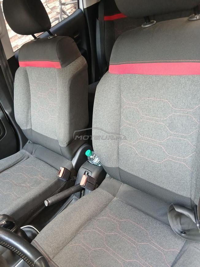 voiture avender 