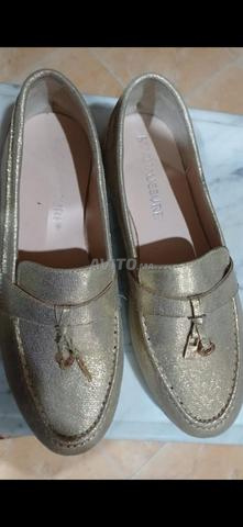 حذاء موكاسين مقاس 35 للبيع