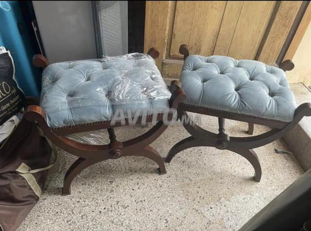 2 كراسي بذراعين للبيع