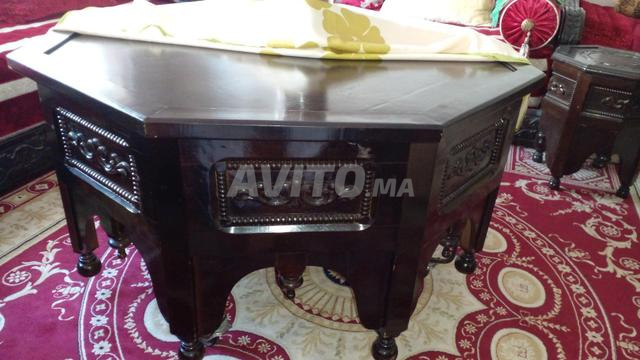 للبيع مجموعة طاولات خشبية