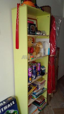 للبيع رف للأطفال