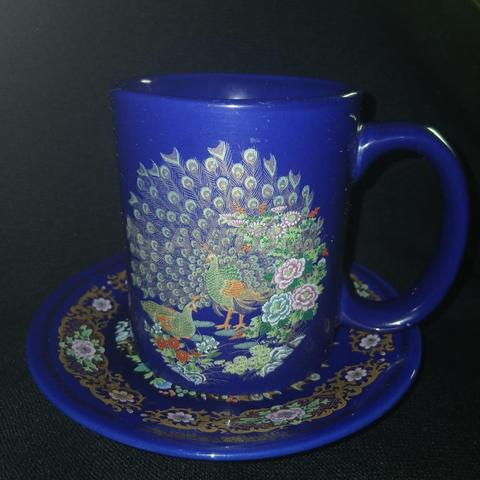 طَبْسِيل وَ كَأْس الطاووس الْحُرّ