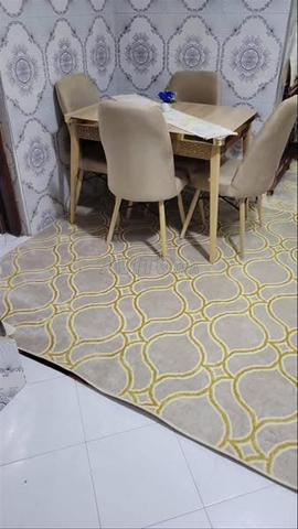 غرفة طعام 4 و 6 كراسي