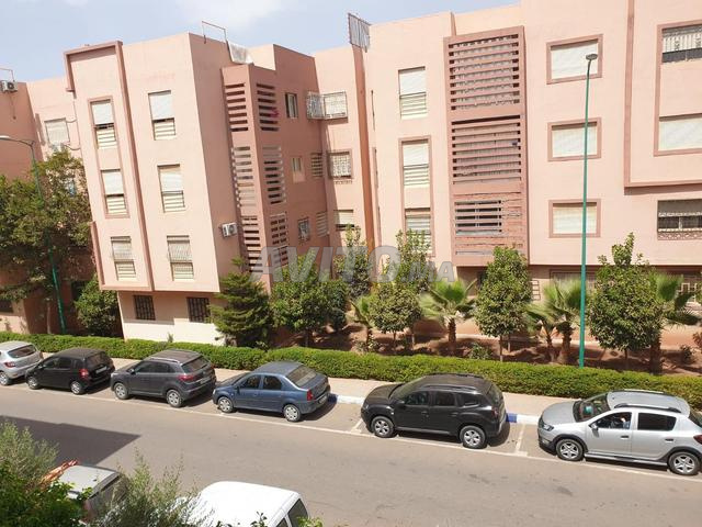 Appartement 2ème étage à résidence fairouz