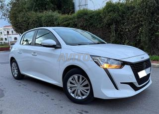 بيجو 208 بنزين يدوية 2022 في الرباط