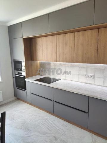 مطبخ عصري بتصميم احترافي