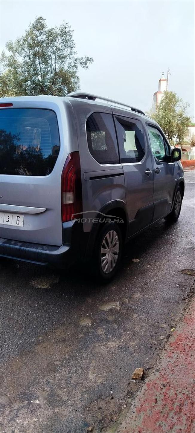 belle Peugeot rifter 