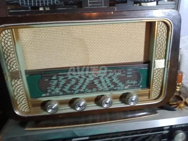 أجهزة راديو قديمة