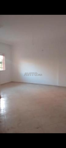 Appartement 3 chambres salon à louer à la résidence Badr près de Marjane