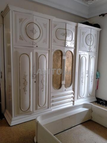 غرفة نوم أنيقة جدا للبيع في