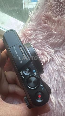 Canon PowerShotSX720 HS