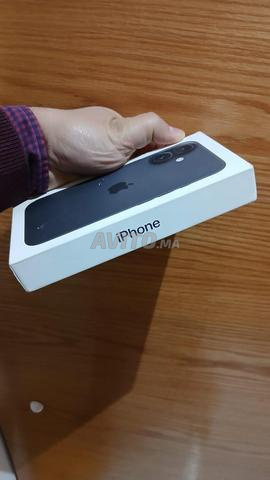 ايفون 16 جديد 256 جيجابايت