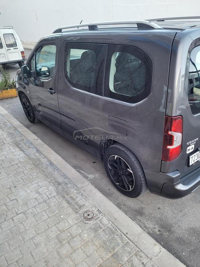 opel combo presque neuve