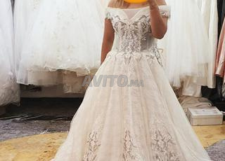 فستان زفاف أبيض جديد - أناقة مطلقة