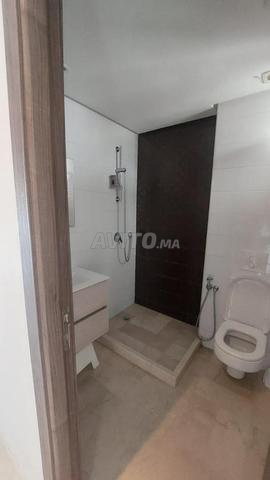 Appartement à louer 86 m² à Casablanca - 2