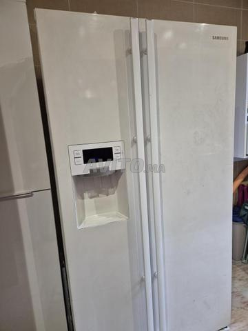 جنبا إلى جنب للبيع