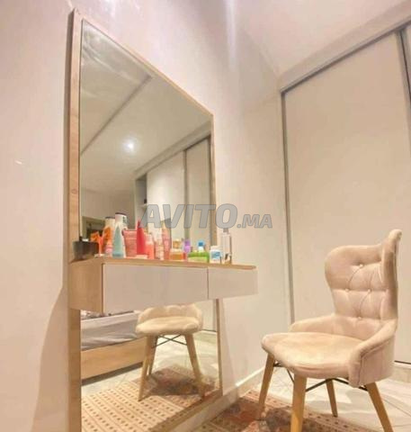 Miroir chic avec meuble moderne 🔥