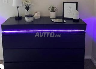 🌟 خزانة ذات 6 أدراج وقبعة منزلقة LED 🌟