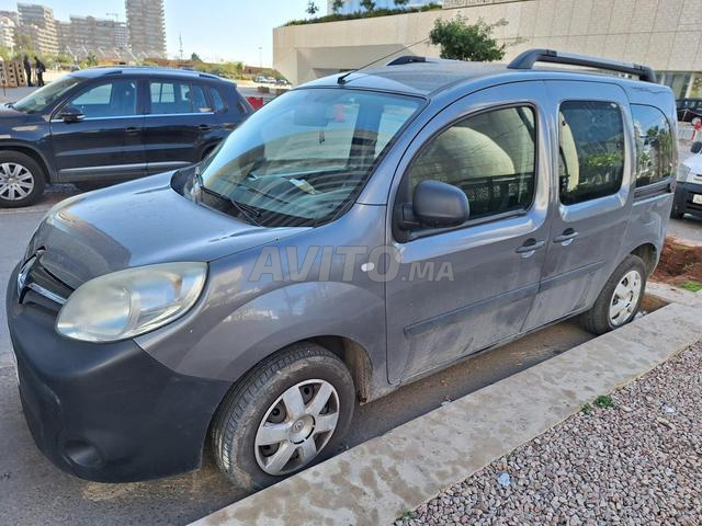 Renault Kangoo Diesel Manuelle 2018 à Casablanca - 2