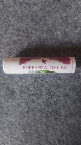 Aloe Lips contre la sécheresse des lèvres - 2