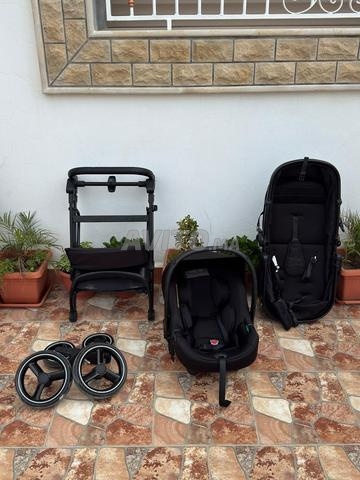 Poussette 3 en 1 siège auto marque française