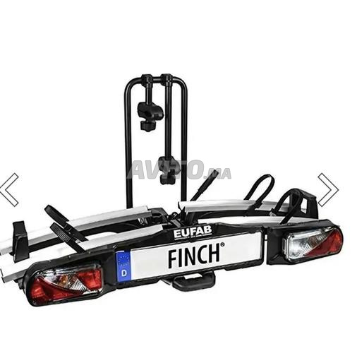 Porte-vélos attelage sur plate-forme