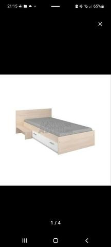 إطار سرير مع 2 أدراج