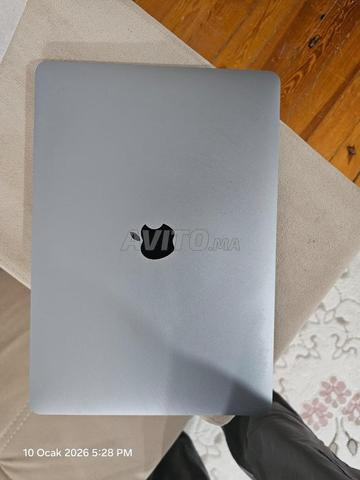 MacBook Pro M2 (2022) - 16GB RAM - 512GB SSD