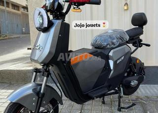 دراجة نارية كهربائية عالية الأداء 2000 واط U3 Emove