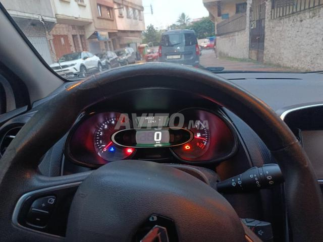 Renault Clio 4 blanche – jamais accidentée - 2