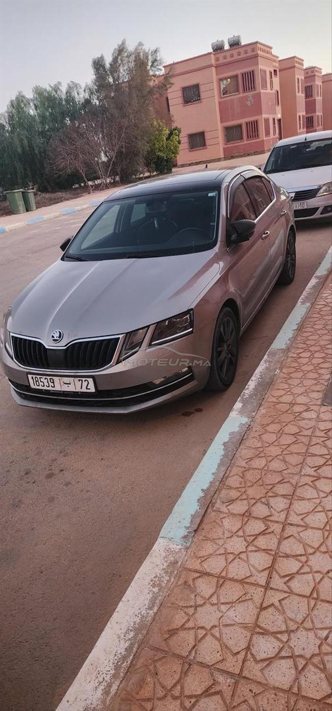 voiture en excellent état 